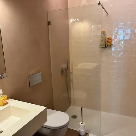 The Crucifixo Collection Grand 1d Lisboa